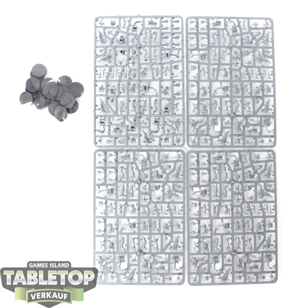 Horus Heresy - 20x Tech-thralls Covenant - im Gussrahmen