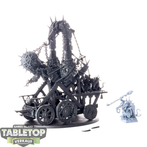 Skaven - Plague Priest on Plague Furnace - grundiert