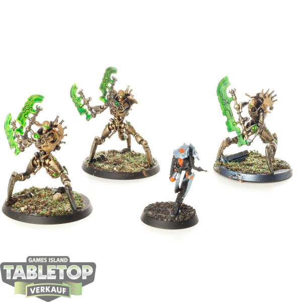 Necrons - 4x Skorpekh Destroyers - teilweise bemalt