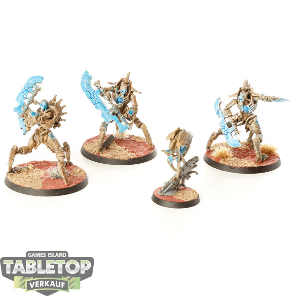 Necrons - 3 Skorpekh Destroyers 1 Plasmacyte - bemalt