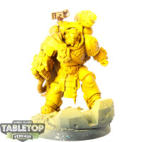 Imperial Fists - Tor Garadon - teilweise bemalt