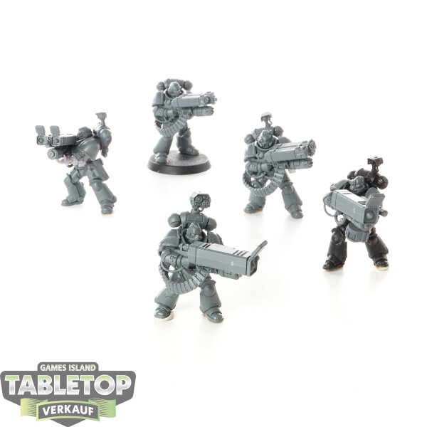 Iron Hands - 5x Desolation Squad - teilweise bemalt