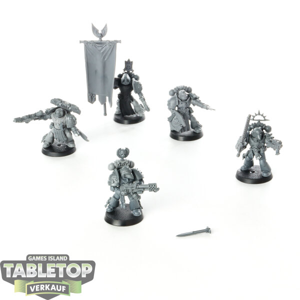 Space Marines - 5x Command Squad klassisch - unbemalt