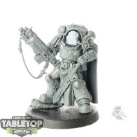 Space Marines - Captain with Master-crafted Heavy Bolt...