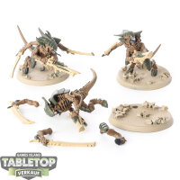 Tyraniden - 3 Tyranid Warriors - teilweise bemalt