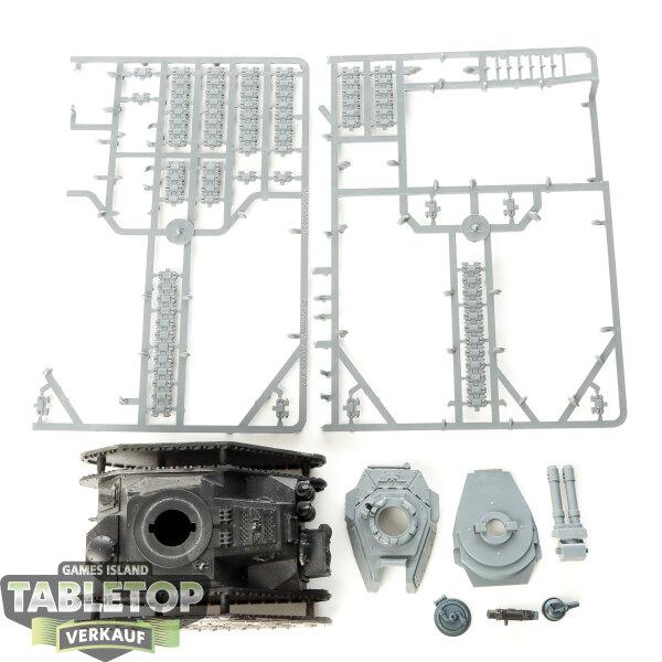Astra Militarum - Leman Russ Battle Tank - teilweise gebaut