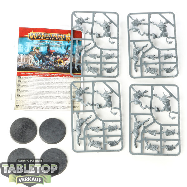 Stormcast Eternals - 4 Gryph-hounds - im Gussrahmen