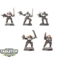 Space Marines - 5x Scouts - klassisch - bemalt
