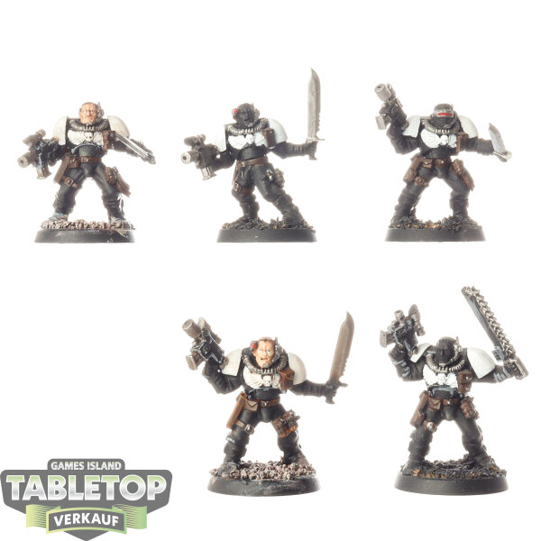 Space Marines - 5x Scouts - klassisch - bemalt