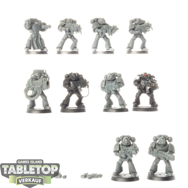 Black Templars - 10x Tactical Squad - teilweise bemalt