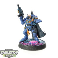 Ultramarines - Captain in Phobos Armour - bemalt