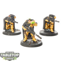 Imperial Fists - 3x Eliminators - teilweise bemalt