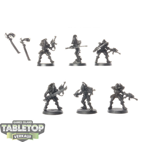 Aeldari - 6 x  Striking Scorpions klassisch - grundiert