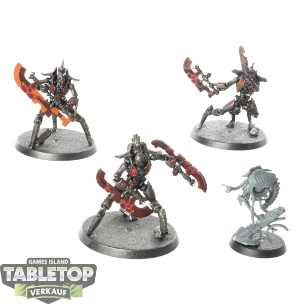 Necrons - 3x Skorpekh Destroyers - teilweise bemalt