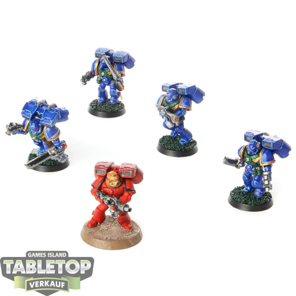 Space Marines - 5 x Assault Squad - bemalt